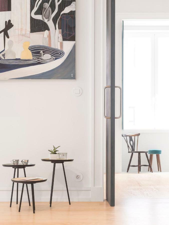 Awarded 3 Bedrooms Upscale Flat@Chiado Bairro Alto Lisbon Luaran gambar