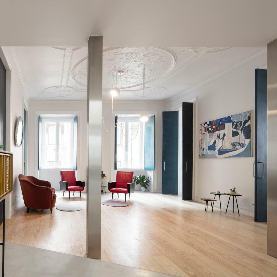 Awarded 3 Bedrooms Upscale Flat@Chiado Bairro Alto Lisbon Luaran gambar