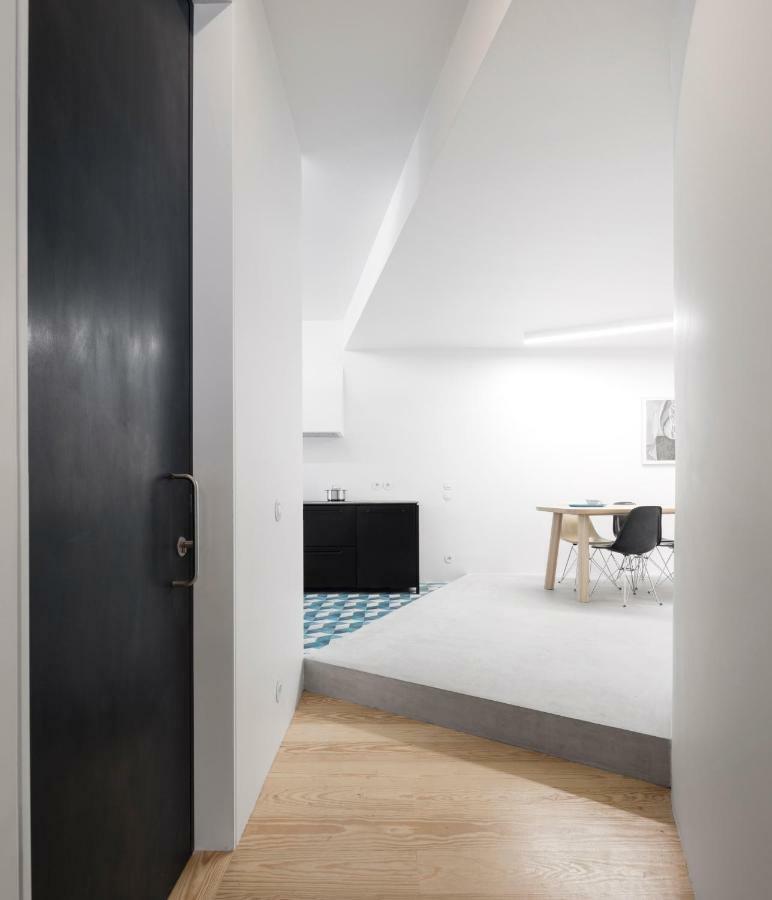 Awarded 3 Bedrooms Upscale Flat@Chiado Bairro Alto Lisbon Luaran gambar